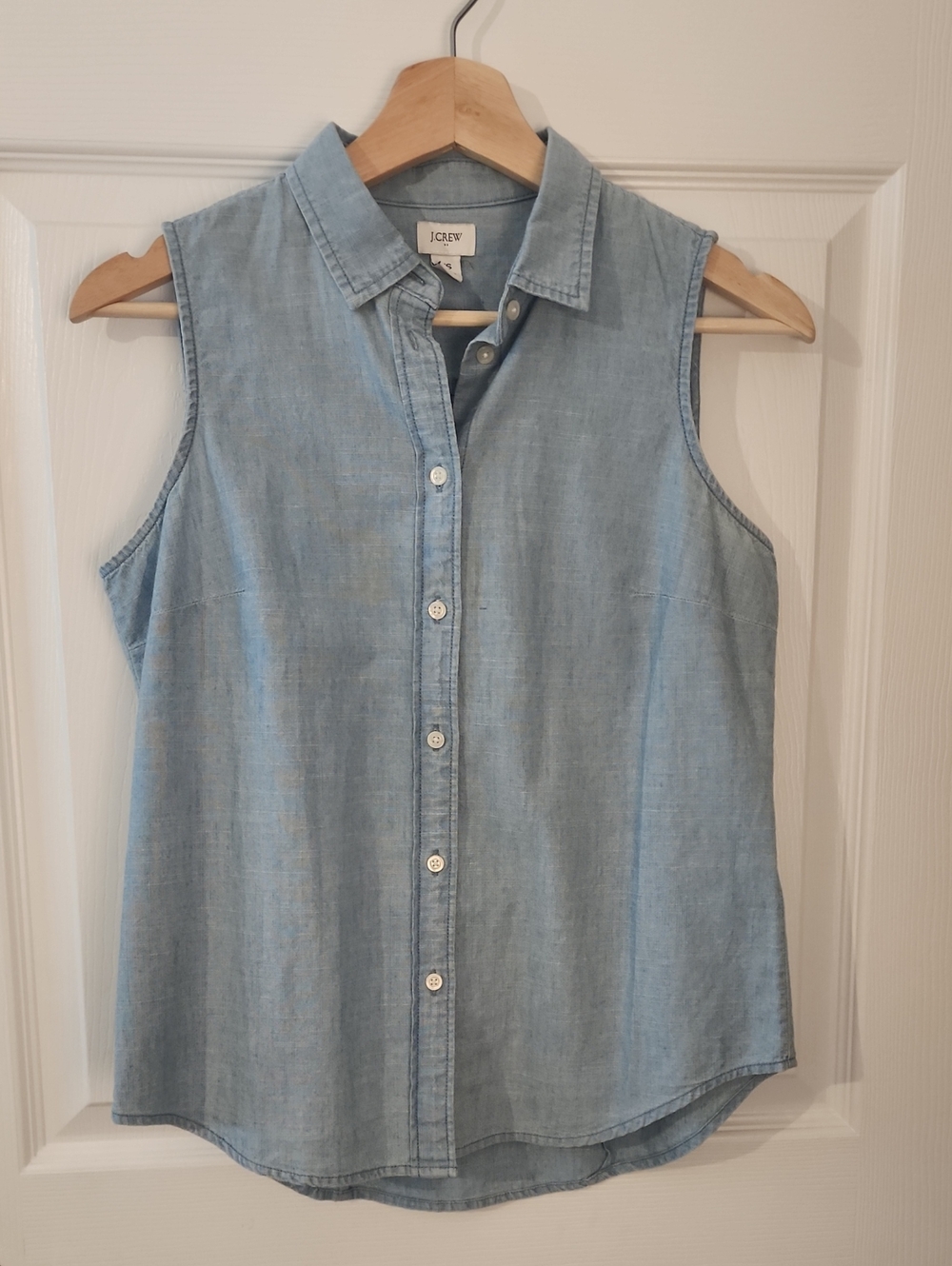 J. Crew Sleeveless Chambray Button-Front Top - Light Blue